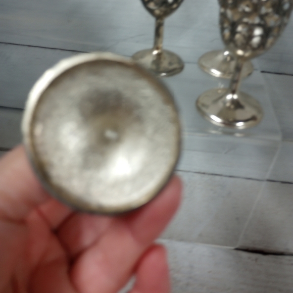 Vintage Antique Set of 4 Metal Silver Plated Tulip Cordial Glass Holders Cups. - Picture 6 of 11